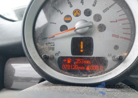 2009 Mini Cooper z USA, uszkodzony, nr VIN WMWMF33519TU75139